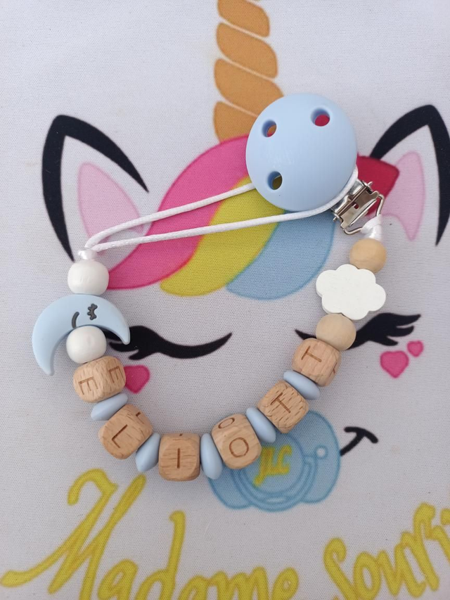 Attache tétine Lune