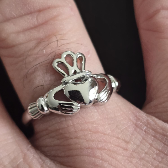 BAGUE UNISEXE CLADDAGH 