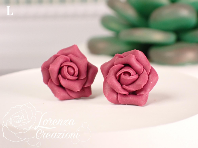 Orecchini a lobo rose rosso bourdeaux