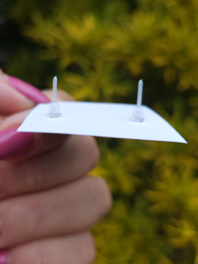 Kit Brincos Meia Pérola 6mm - Hipoalergênicos + Tag Personalizada ( XOXO )