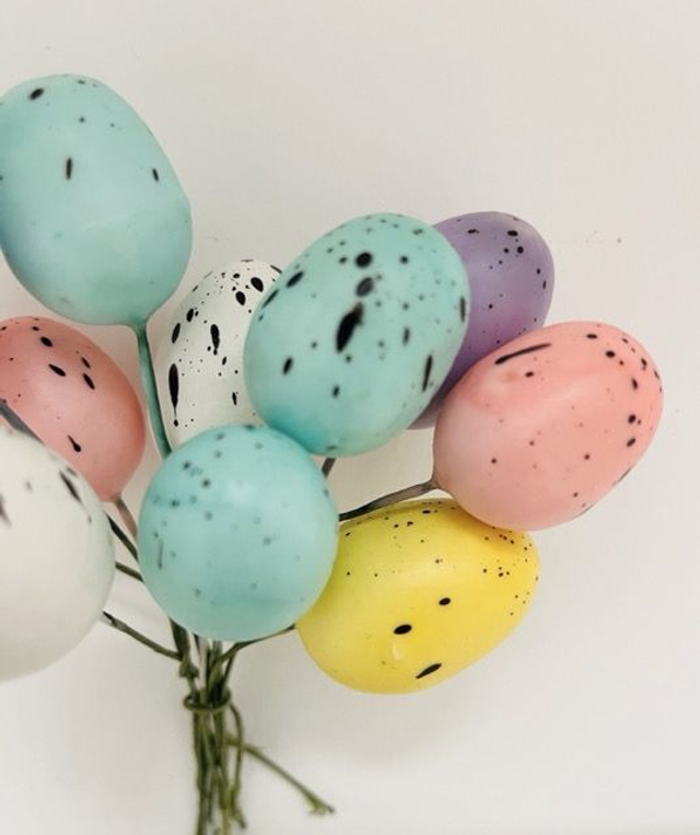 Small Easter egg pick x 11