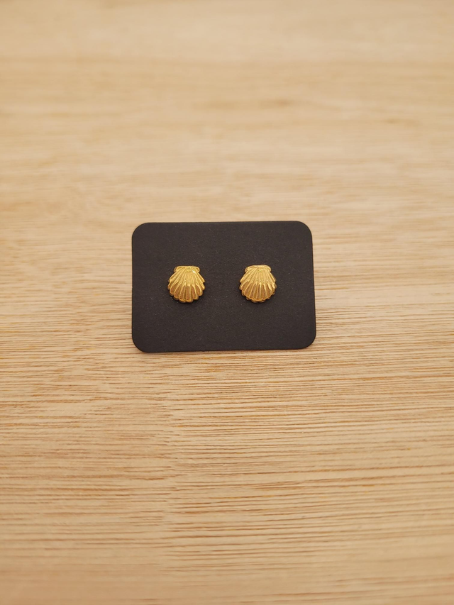 Gold stainless steel shell flat back stud earrings - SL-023