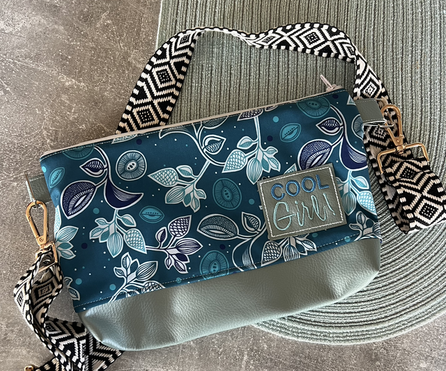 Tasche Medium Softshell petrol 