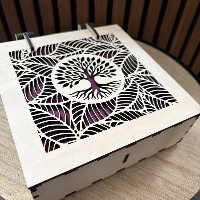 La petite boîte à thé feuilles 