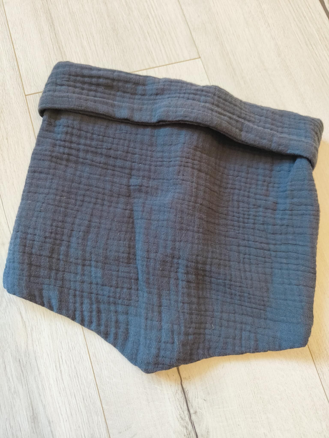 Tour de cou léger gaz de coton gris 5-10ans