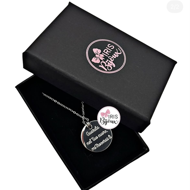 Collana girocollo con targhetta tonda personalizzata 