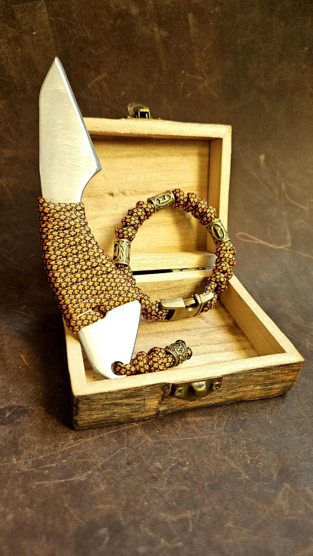 Coffret cut cut + bracelet runique orange 🟠