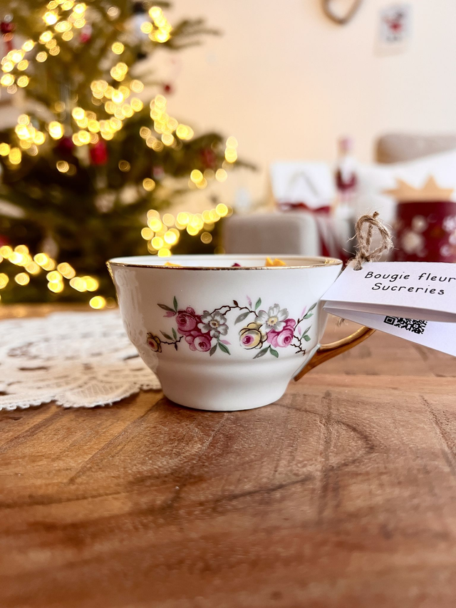 đ Bougie Sucreries - tasse Ă thĂ© "branche fleurie"