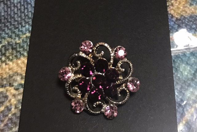 Mixed Colour Broach - MCB01