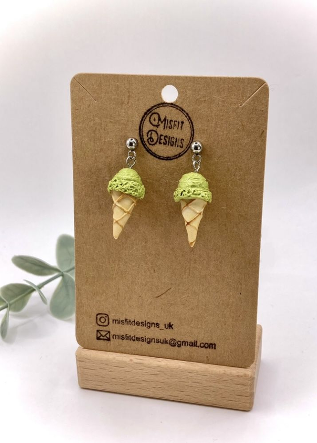 Pistachio ice cream earrings 