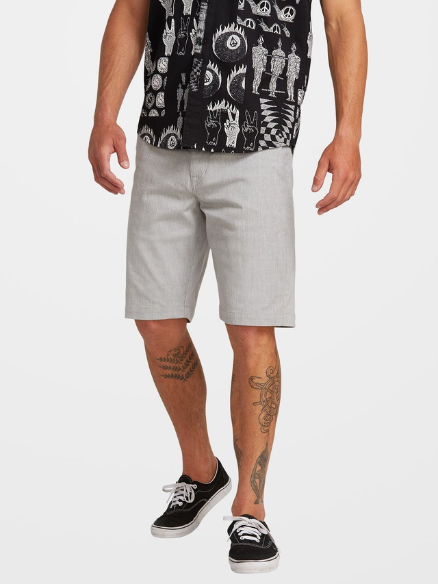 93781893 - Pantaloncino VOLCOM uomo stretch- stile casual moderno e comfort estivo
