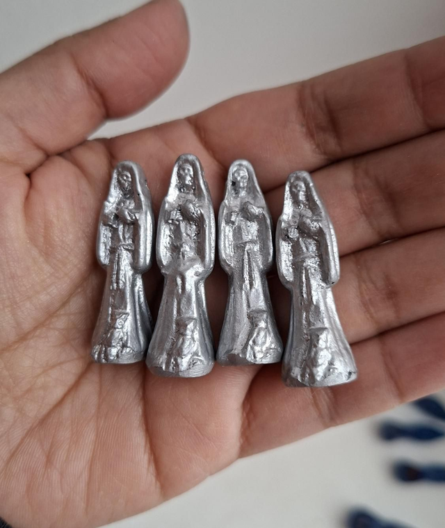 Mini santita argentée 3cm