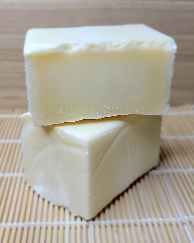 0.SAVON MENAGER 200g