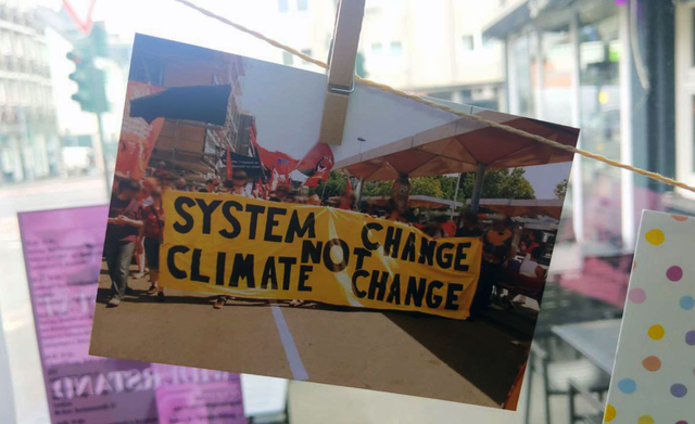 Postkarte - System Change