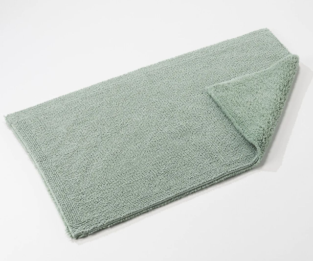 Abyss Habidecor Bay bath mats color 210 aqua