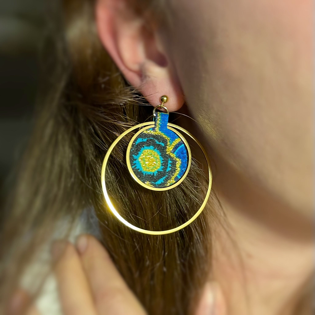 Duo Cercles - Boucles d'oreilles en tissu wax bleu et doré