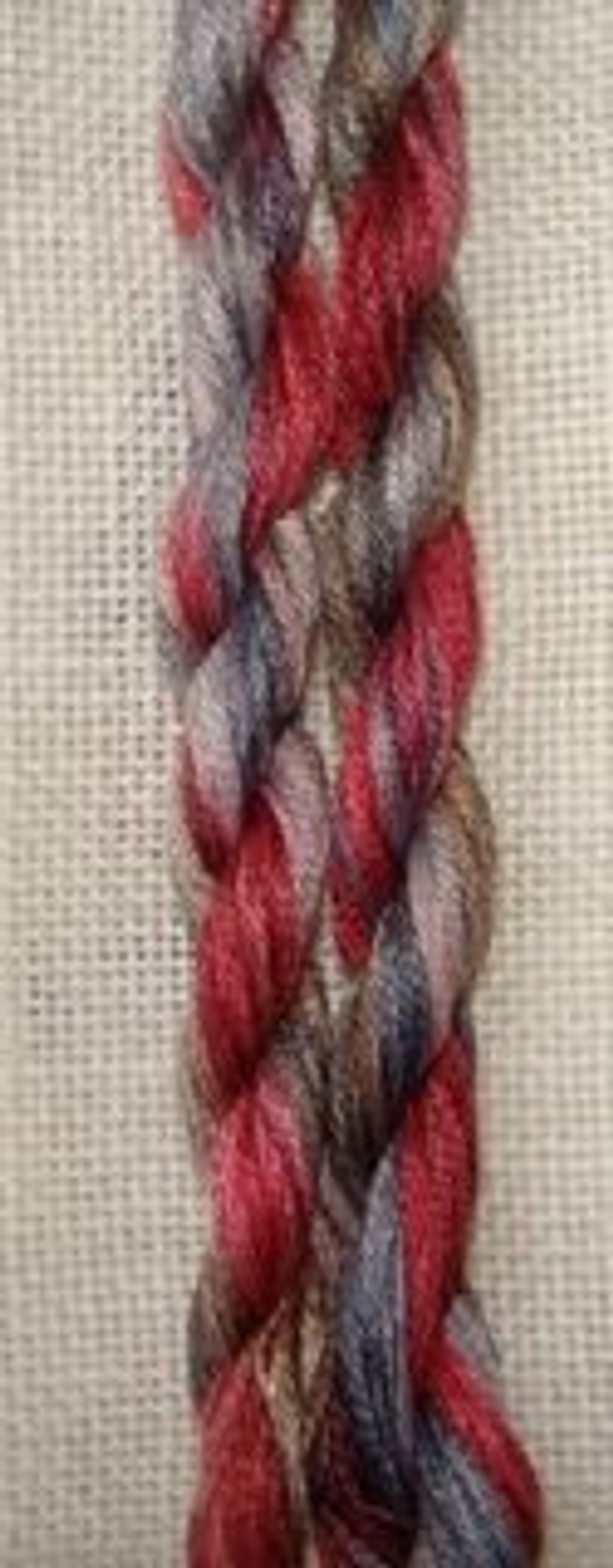 Fil coloris Lie de Vin