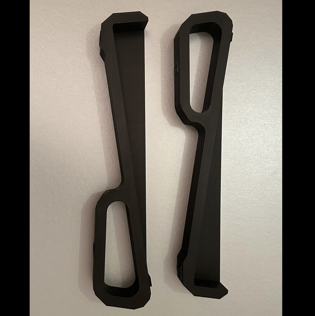 DDJ-GRV6 stands (pair) with anti-slip grips