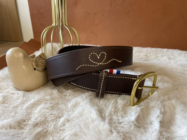 Ceinture en cuir personnalisable 🧵