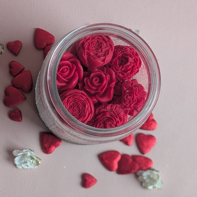 🌸 Coffret de 28 fondants – Linge Frais