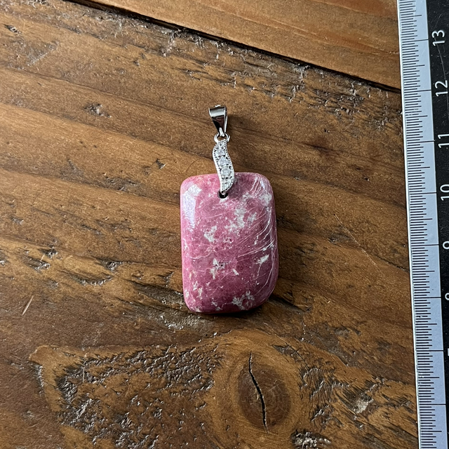Pendentif en Thulite et bélière argent 