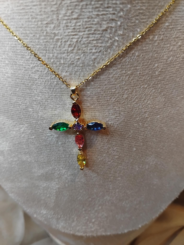 Collier croix couleur en acier inoxydable 