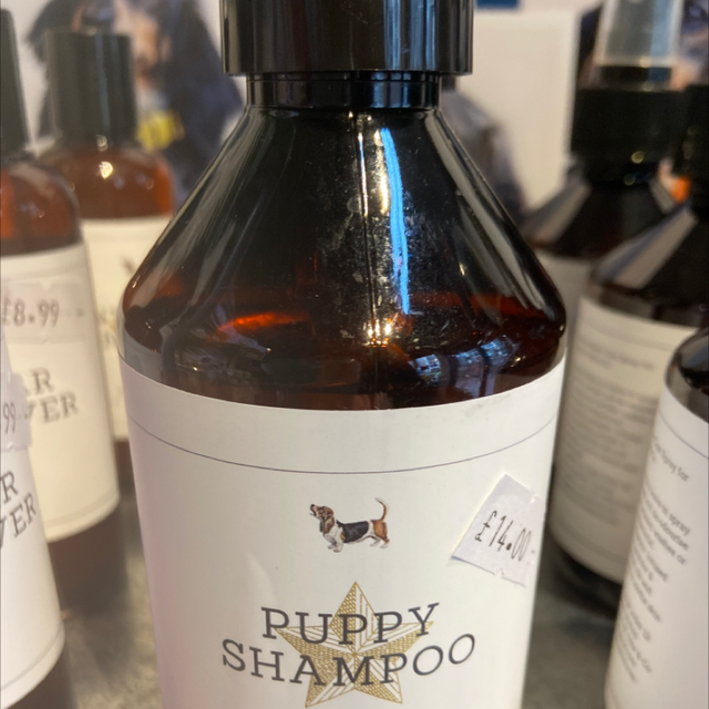 Dog shampoo 