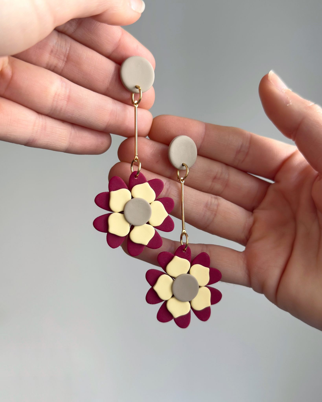 Groovy flowers mini colgantes corinto y amarillo