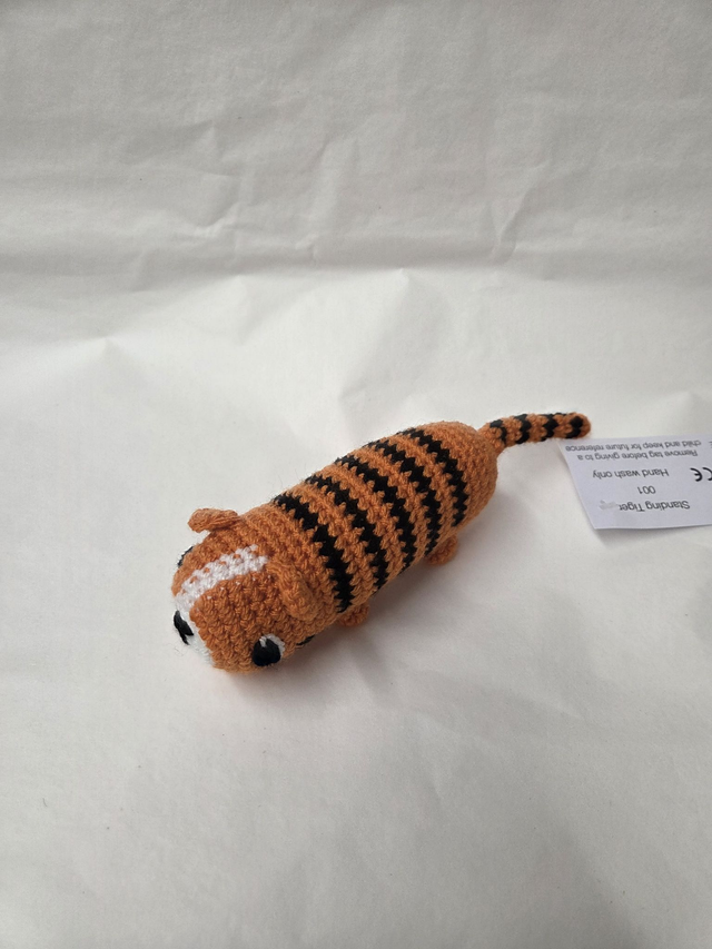 Standing Tiger - KL-059