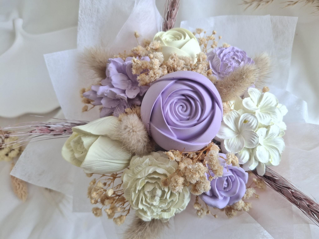 Keramik-Blumenarrangement „Blütenpoesie“ lila gelb