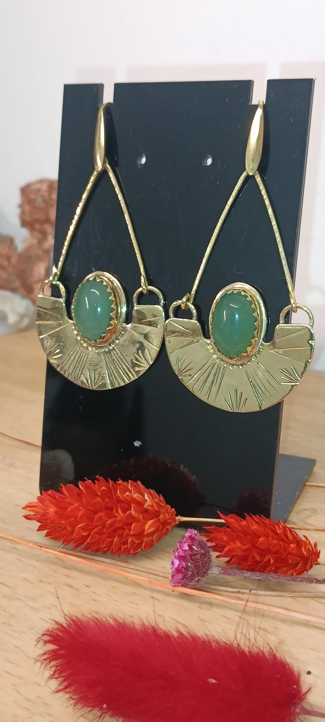Boucles d’oreilles Aventurine – Laiton doré et finitions artisanales