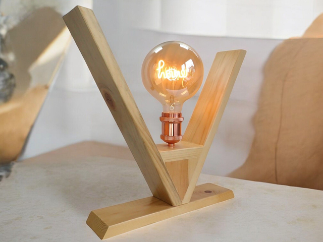 Lampe V