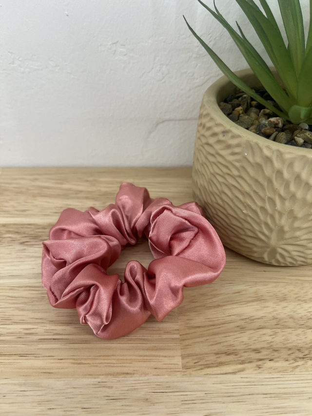 Chouchou en satin - vieux rose