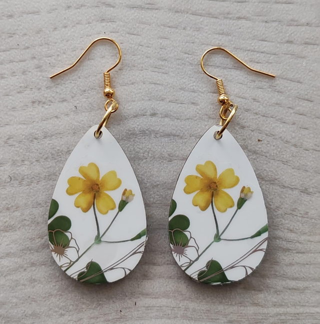 Floral Teardrop Earrings 