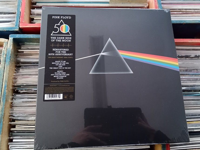 Pink Floyd – The Dark Side Of The Moon