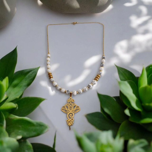 Collier Howlite ~ Calme & Sérénité