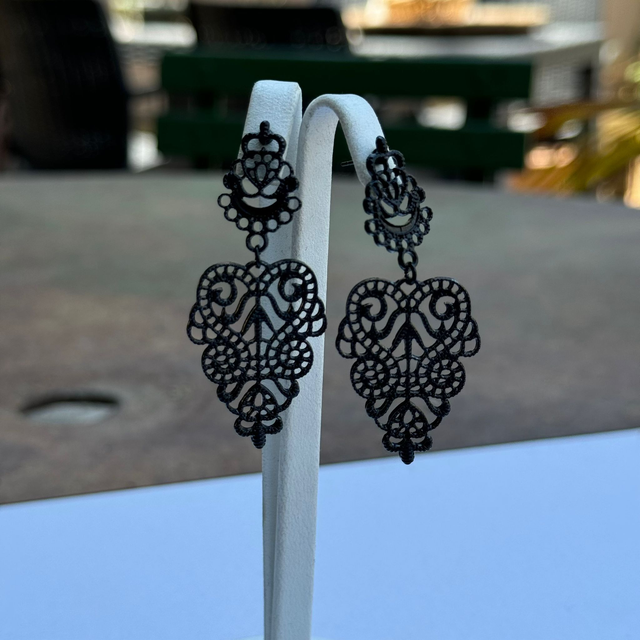 Orecchini astratto nero