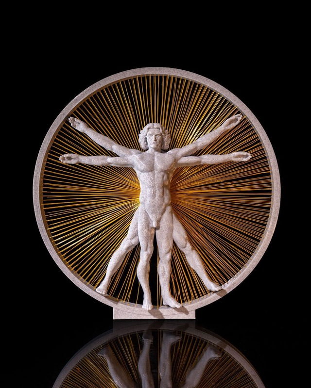 Homme de Vitruve en suspension
