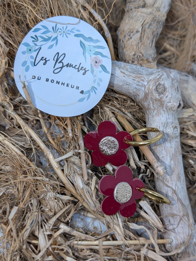 Creoles marguerite rouge vernis