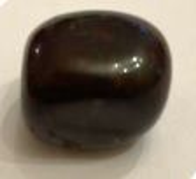 Pierre roulée en Jaspe bréchique