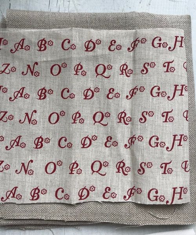 Lot de tissus Alphabet Bordeaux - ref KS1