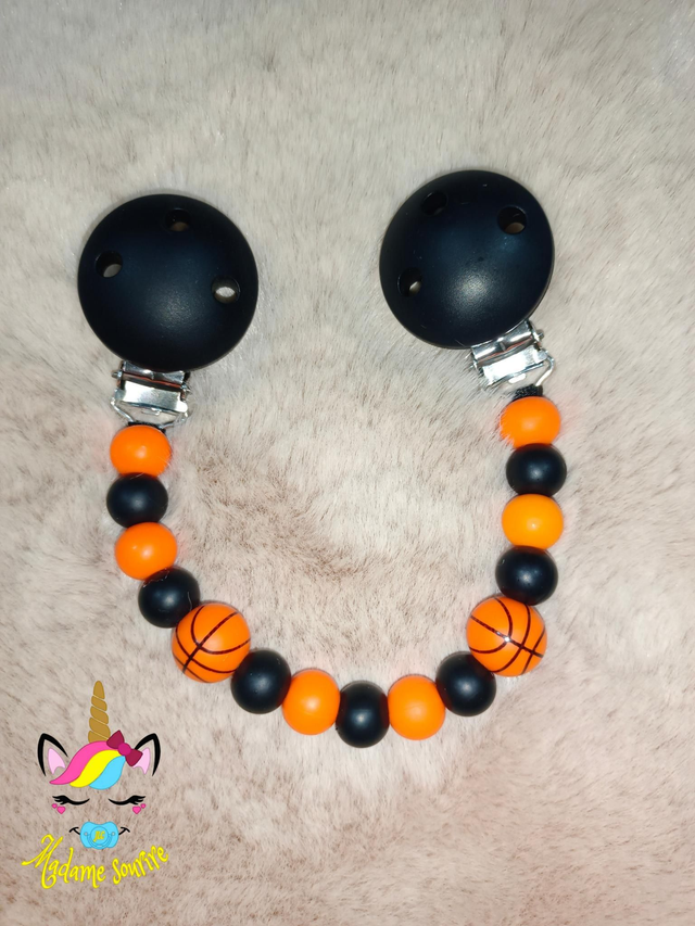 Attache doudou Basket