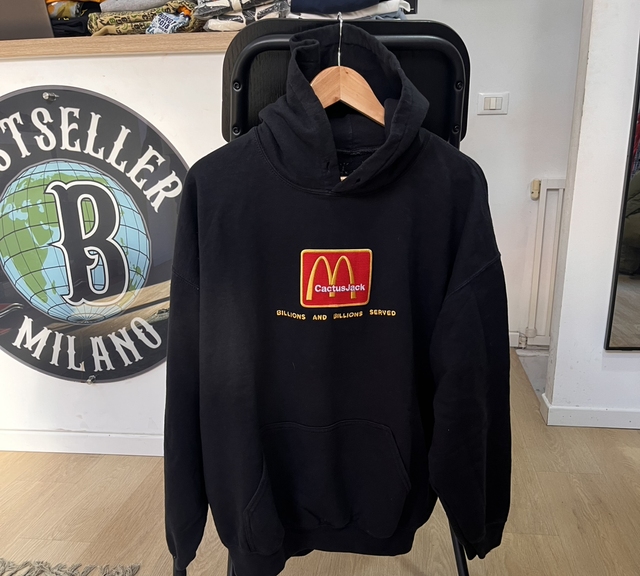 Cactus Jack X McDonald size L pre-owned 