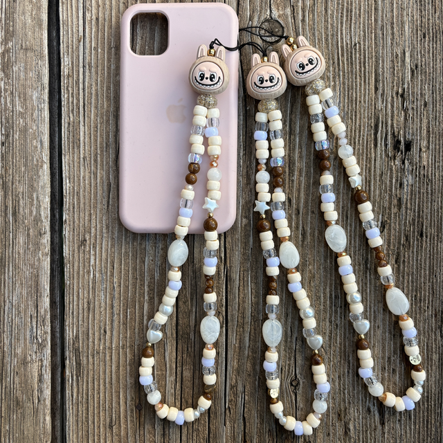 Grigri de téléphone Labubu naturel