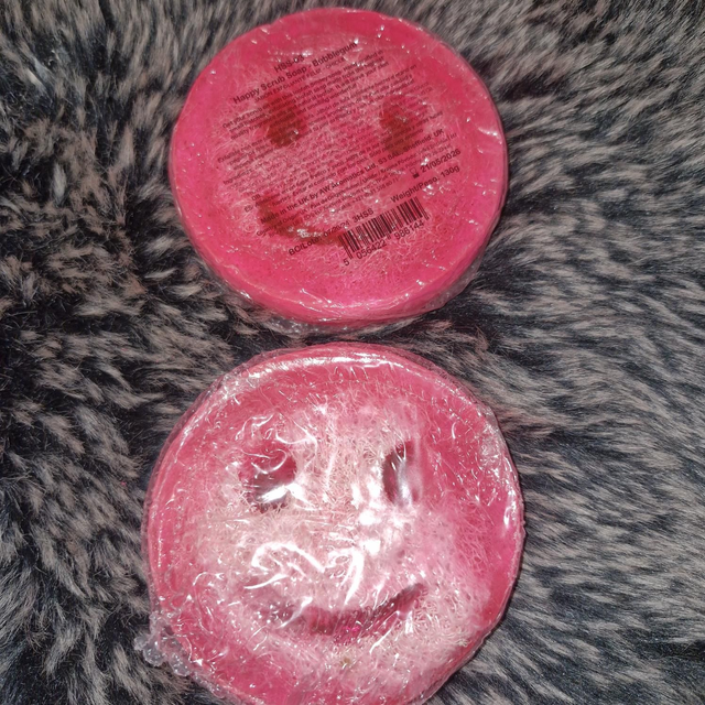 ✨️SAVON GOMMAGE HAPPY BUBULLE GUM 