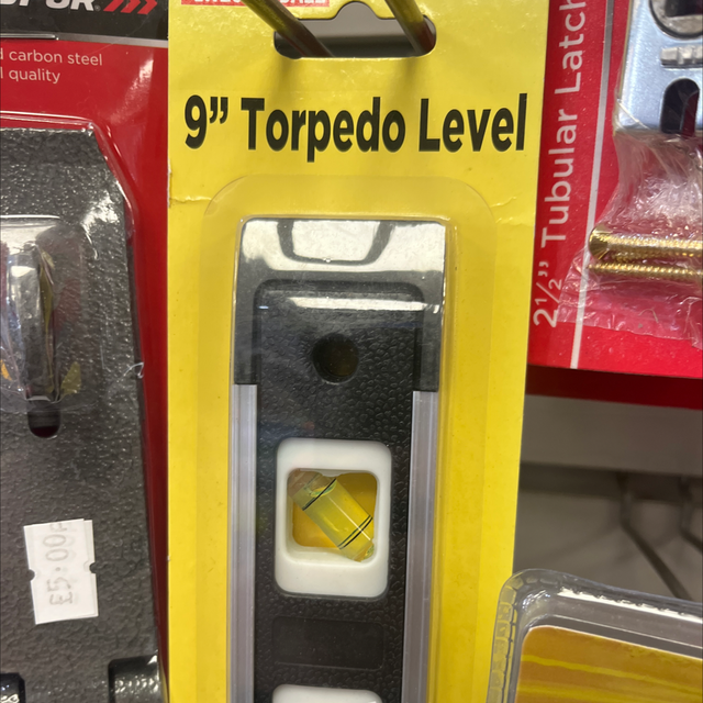 Torpedo level