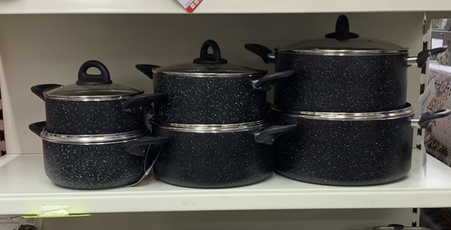 Batterie de cuisine 12 pièces