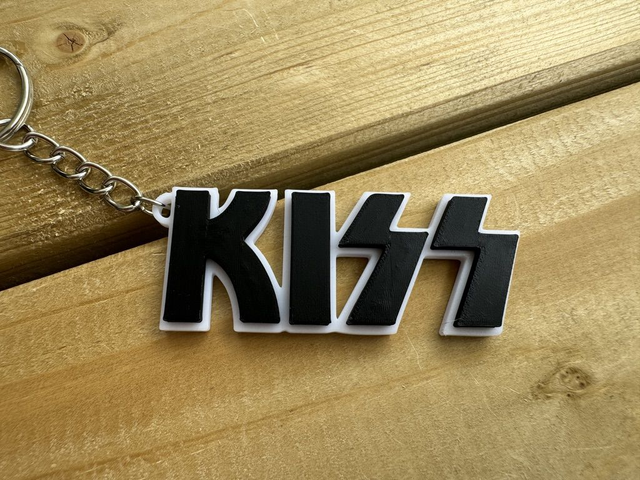 Kiss Keychain