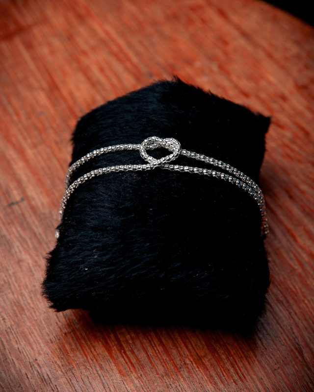 Pulseira prata dois fios laminados no meio