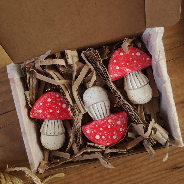 Magic clay mushroom amanita decoration - Rustic handmade fungus sculpture - Air dry clay Fly Agaric Christmas ornament